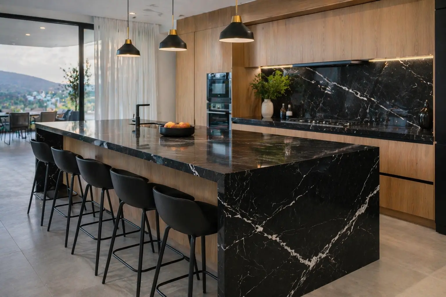 משטח שיש לאי מטבח – כל מה שצריך לדעת לפני ההזמנה